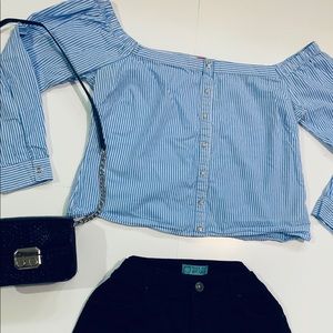 Guess off-shoulder shirt